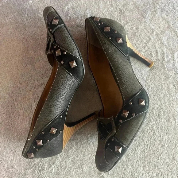 Donald J. Pliner Sport-I-Que Beatrice Muted Black Studded High Heel Pump Shoes - Picture 6 of 16